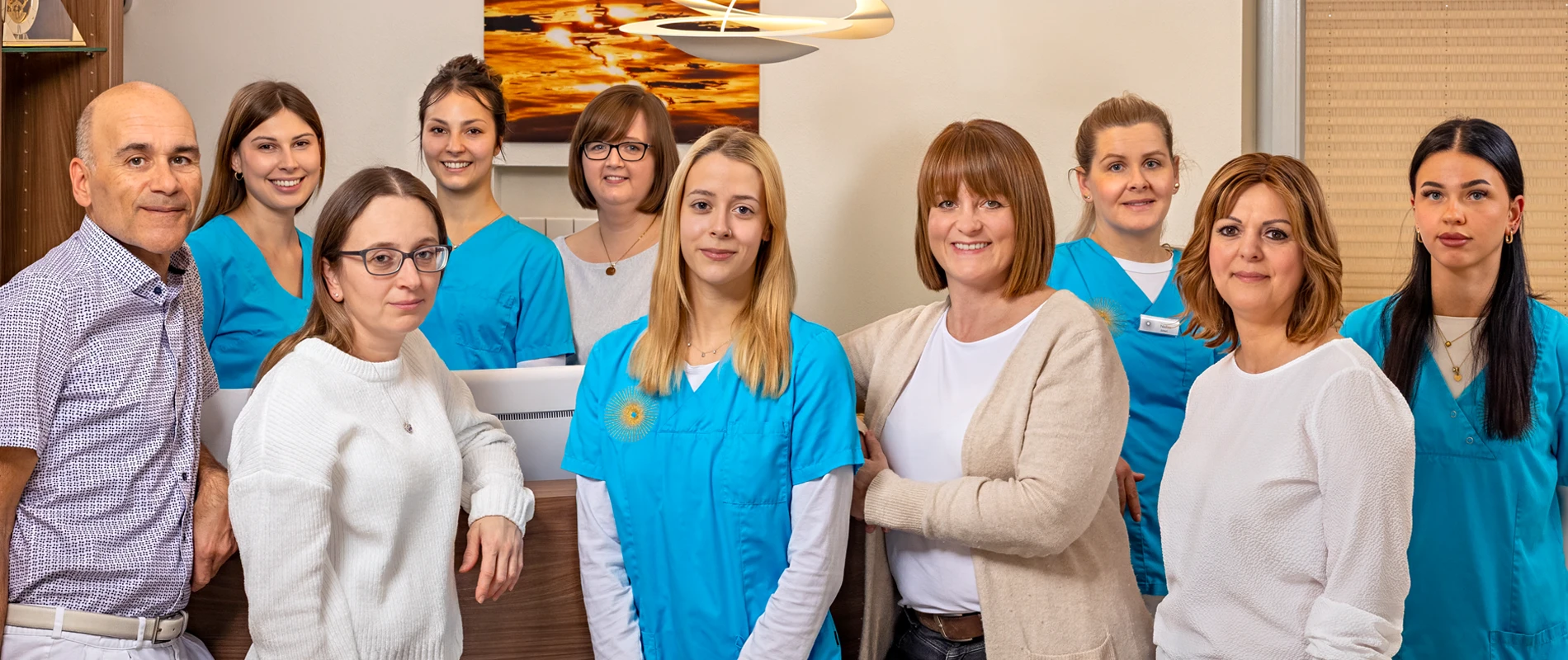 Aufnahme des Praxisteams der Zahnarztpraxis Kummersbrück Dr. Stephan Kraska